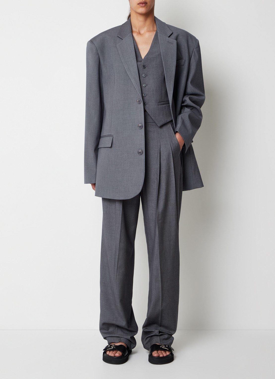 The Frankie Shop Gelso high waist straight fit pantalon in wolblend - voorkant 2 grijs