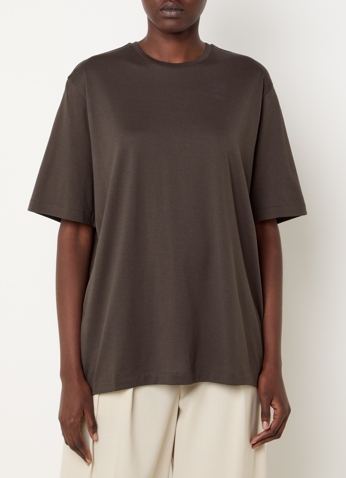 The Frankie Shop Harper T-shirt met ronde hals - detail 2 donkerbruin