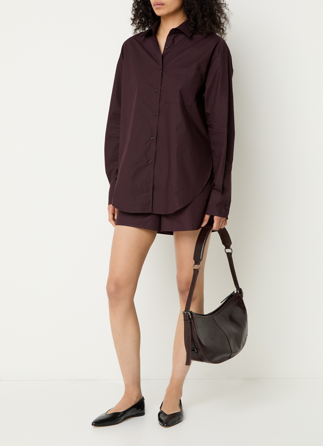The Frankie Shop Lui blouse van  katoen met borstzak - voorkant 2 aubergine