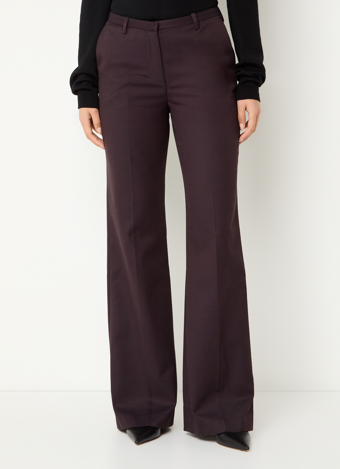 The Frankie Shop Lyra mid waist flared fit pantalon in wolblend - detail 4 aubergine