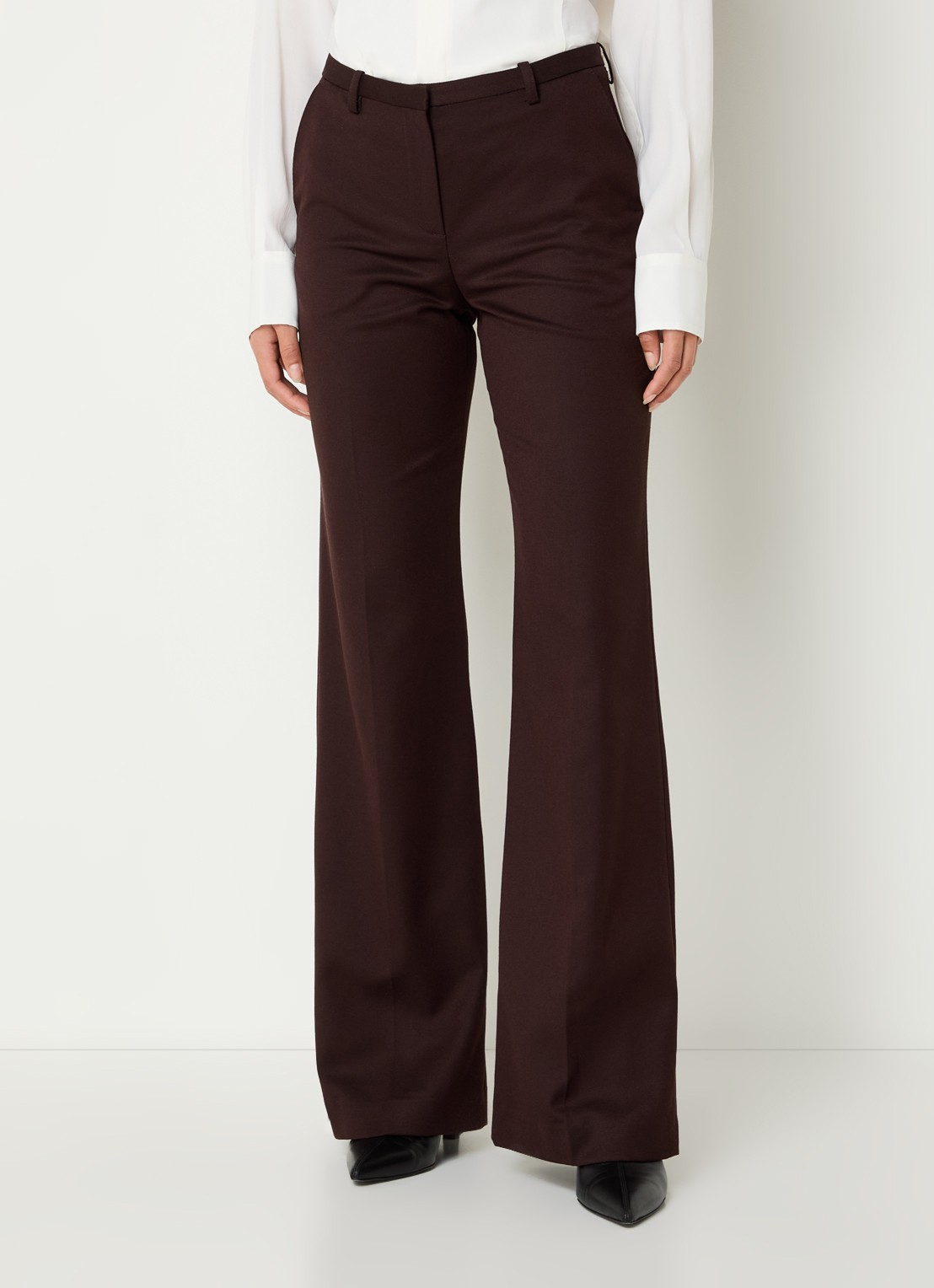 The Frankie Shop Lyra mid waist flared fit pantalon in wolblend - detail 4 bruin