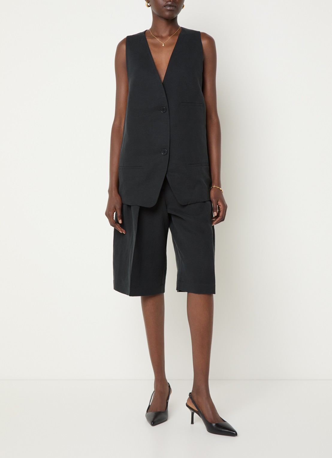 The Frankie Shop Melrose oversized gilet in linnenblend  - voorkant 3 zwart