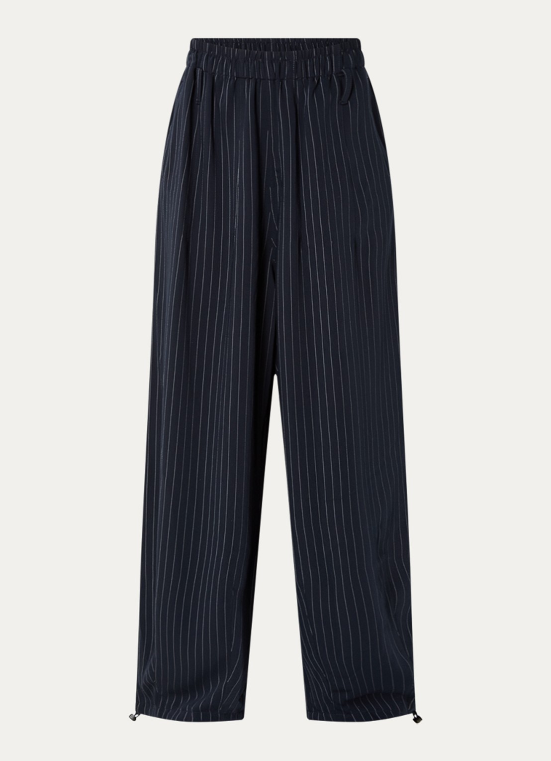 The Frankie Shop Oakdale mid waist balloon fit broek met steekzakken - voorkant 2 donkerblauw