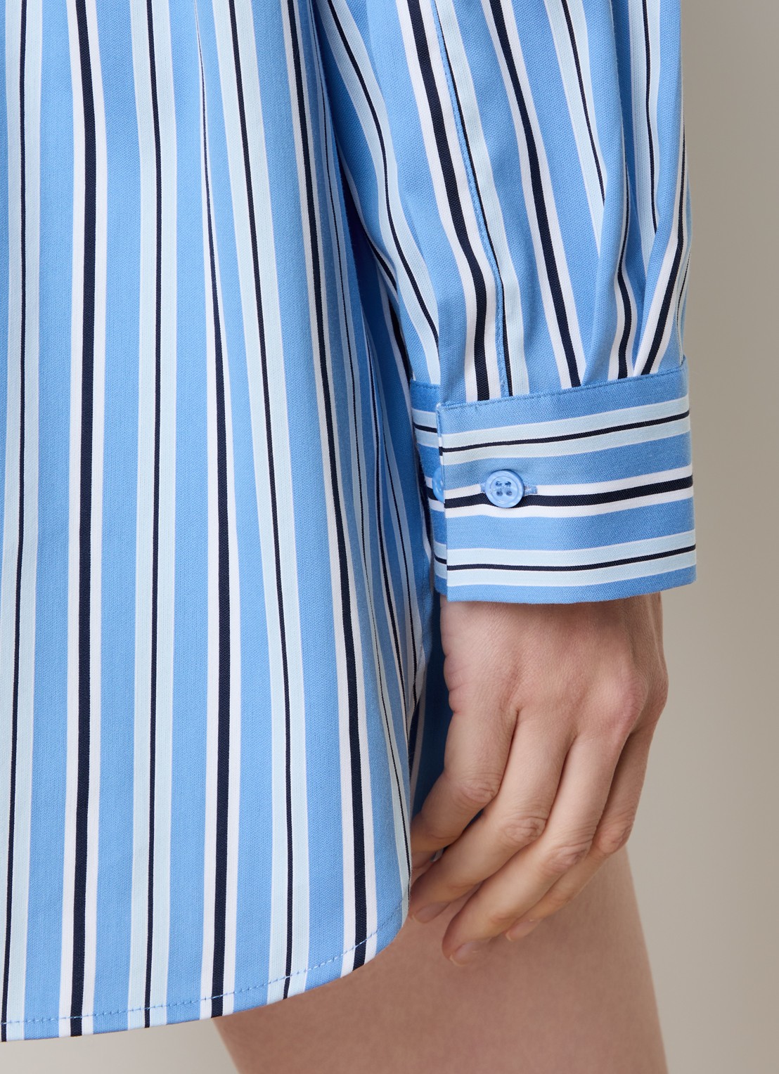 The Frankie Shop Oana blousejurk met streepprint - detail 2 blauw