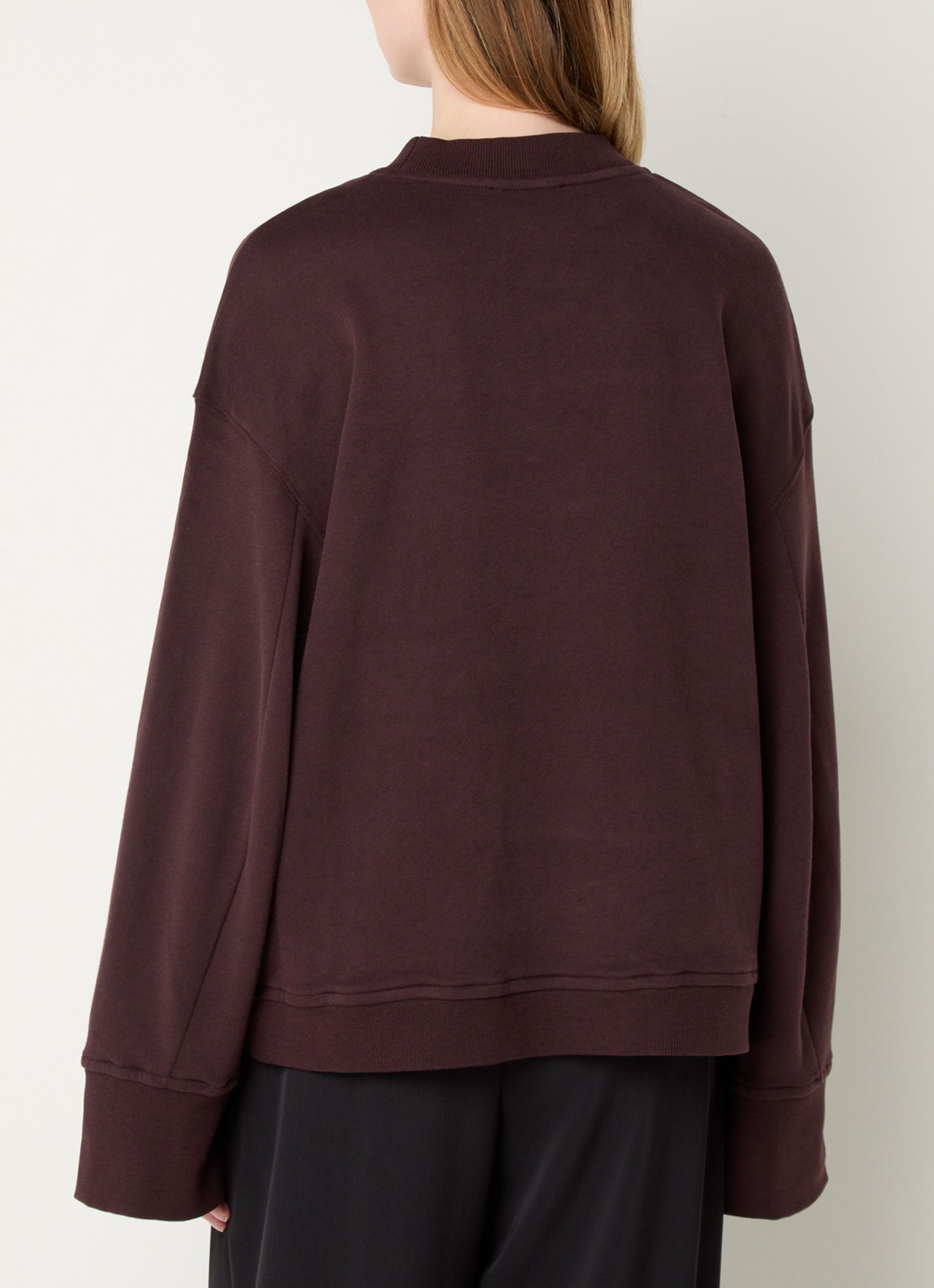 The Frankie Shop Talia sweater met ronde hals - achterkant aubergine