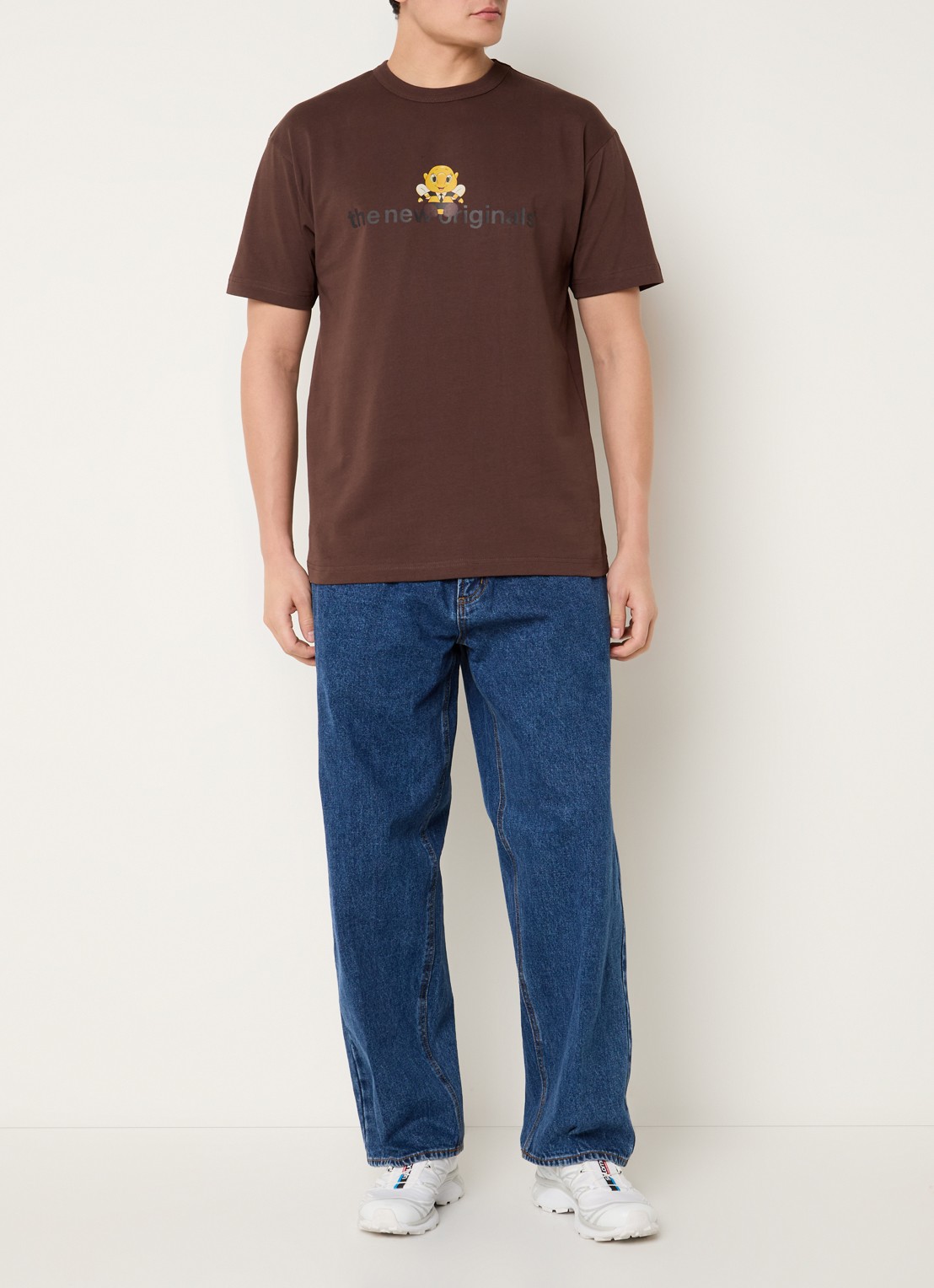 The New Originals Bee Clip Art T-shirt met logoprint - voorkant 3 bruin