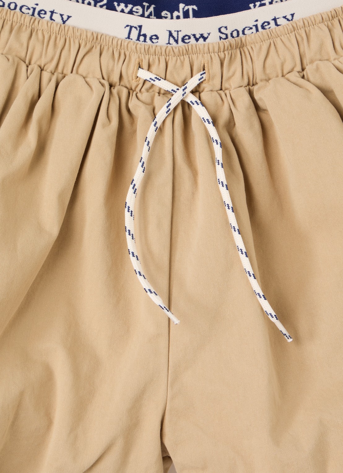 The New Society Gorse wide fit korte broek met steekzakken - detail 4 beige