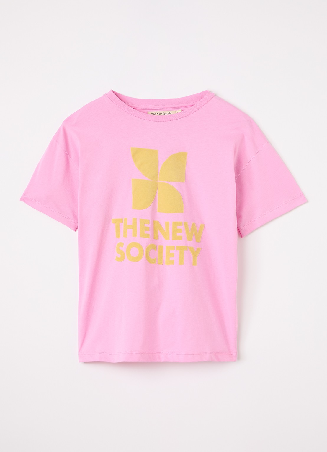 The New Society T-shirt met flock logoprint - voorkant roze