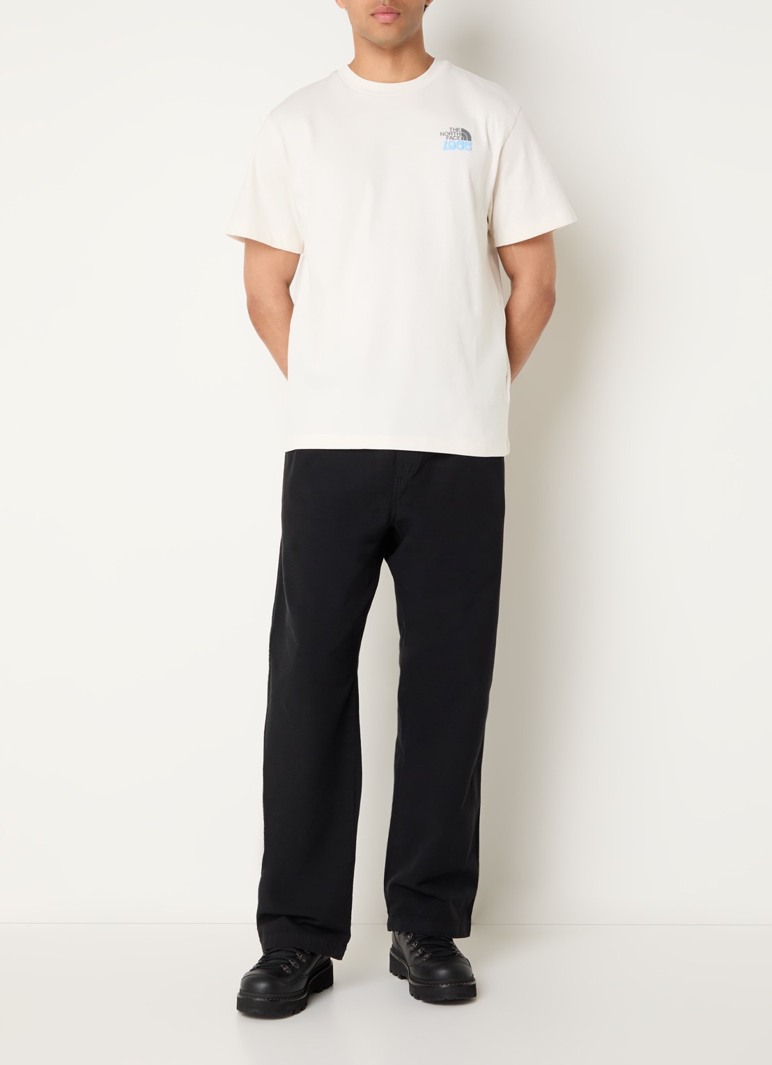 The North Face 1966 Flora T-shirt met logo- en backprint - voorkant 3 creme