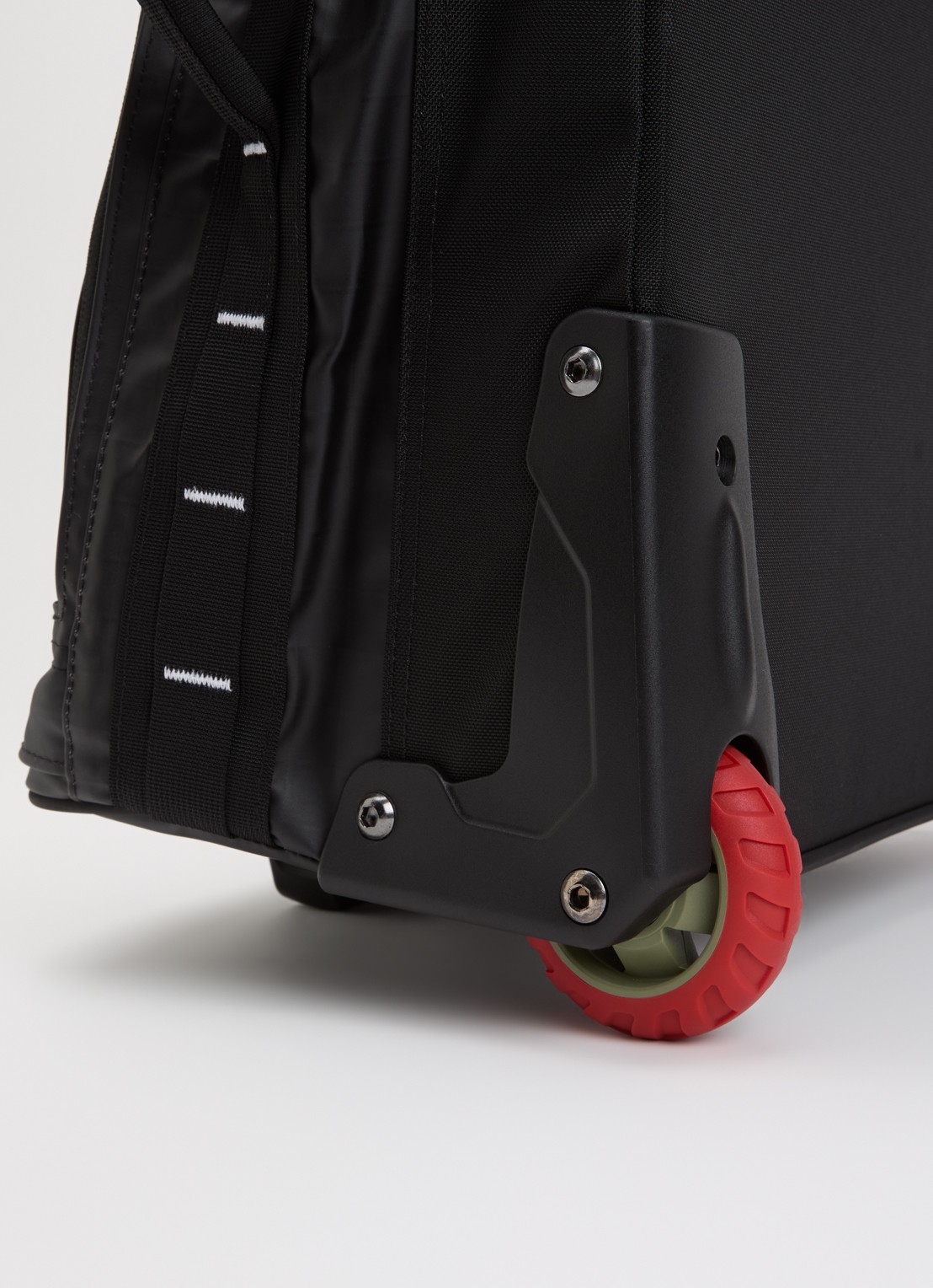 The North Face Base Camp Voyager trolley 54,6 cm  - detail zwart