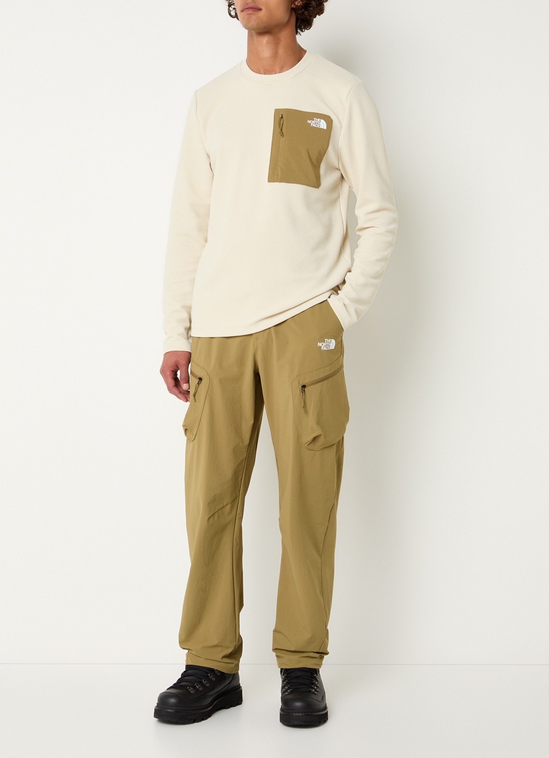 The North Face Loose fit broek met steekzakken - voorkant 5 khaki