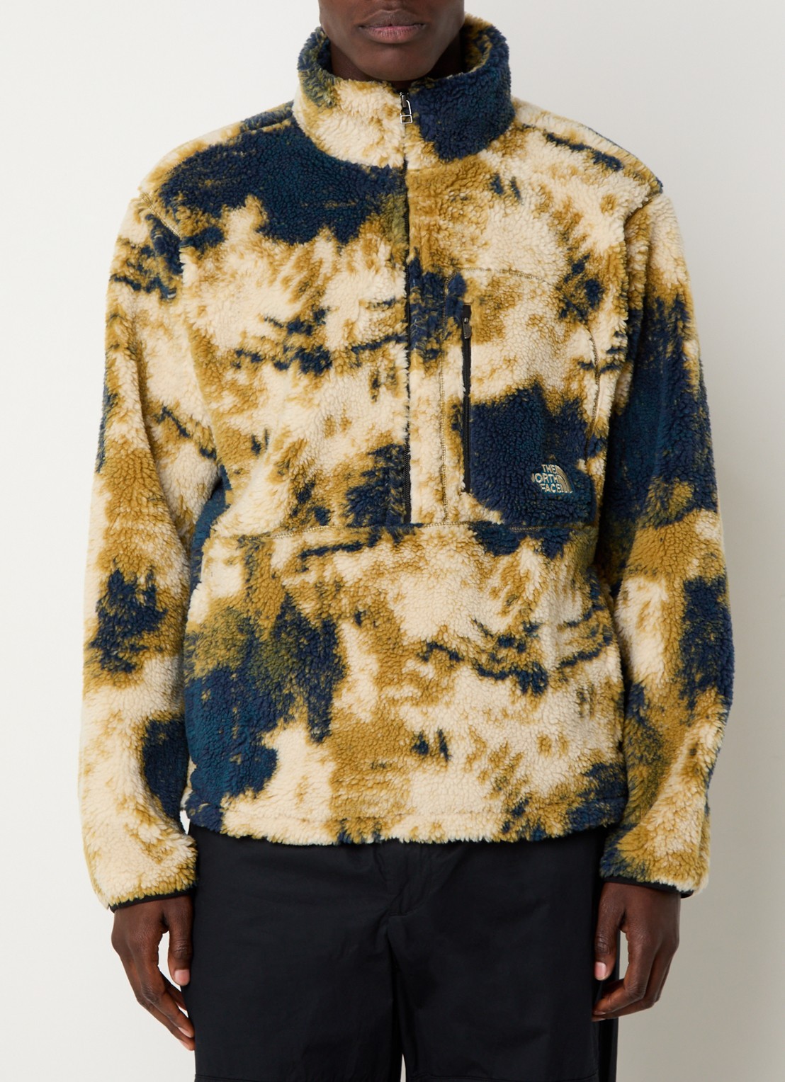 The North Face M extreme sweater van teddy met logo en opstaande kraag - detail 4 mosterd