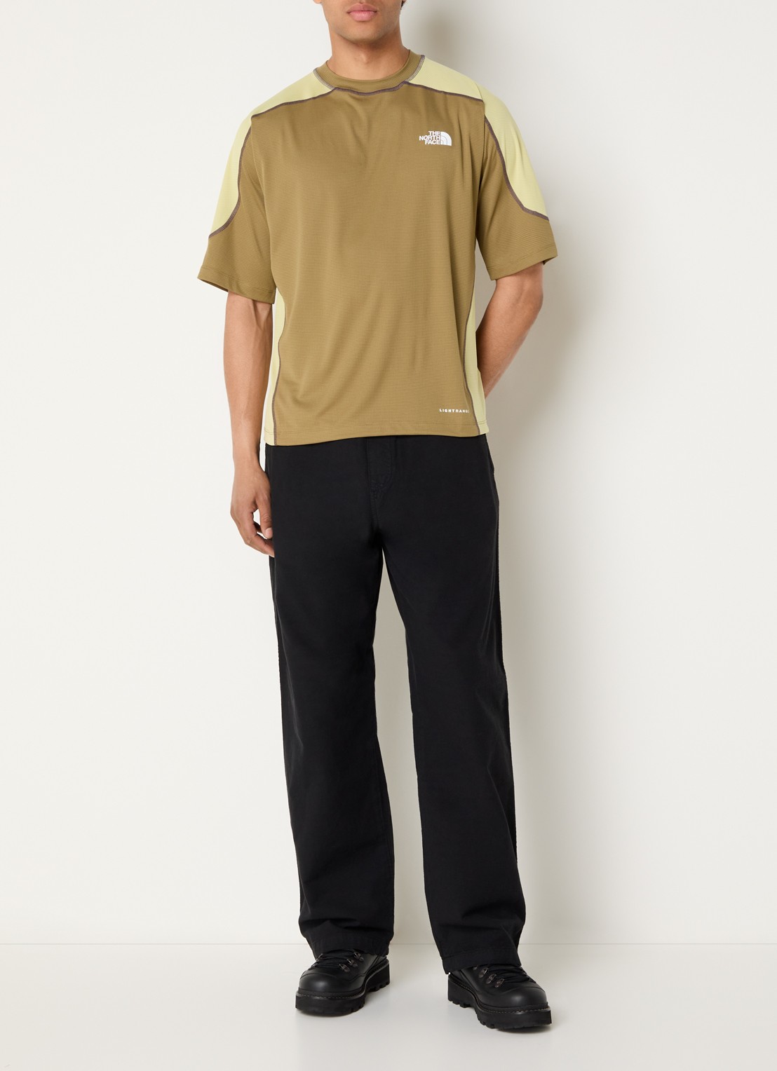 The North Face T-shirt met logo - voorkant 4 khaki