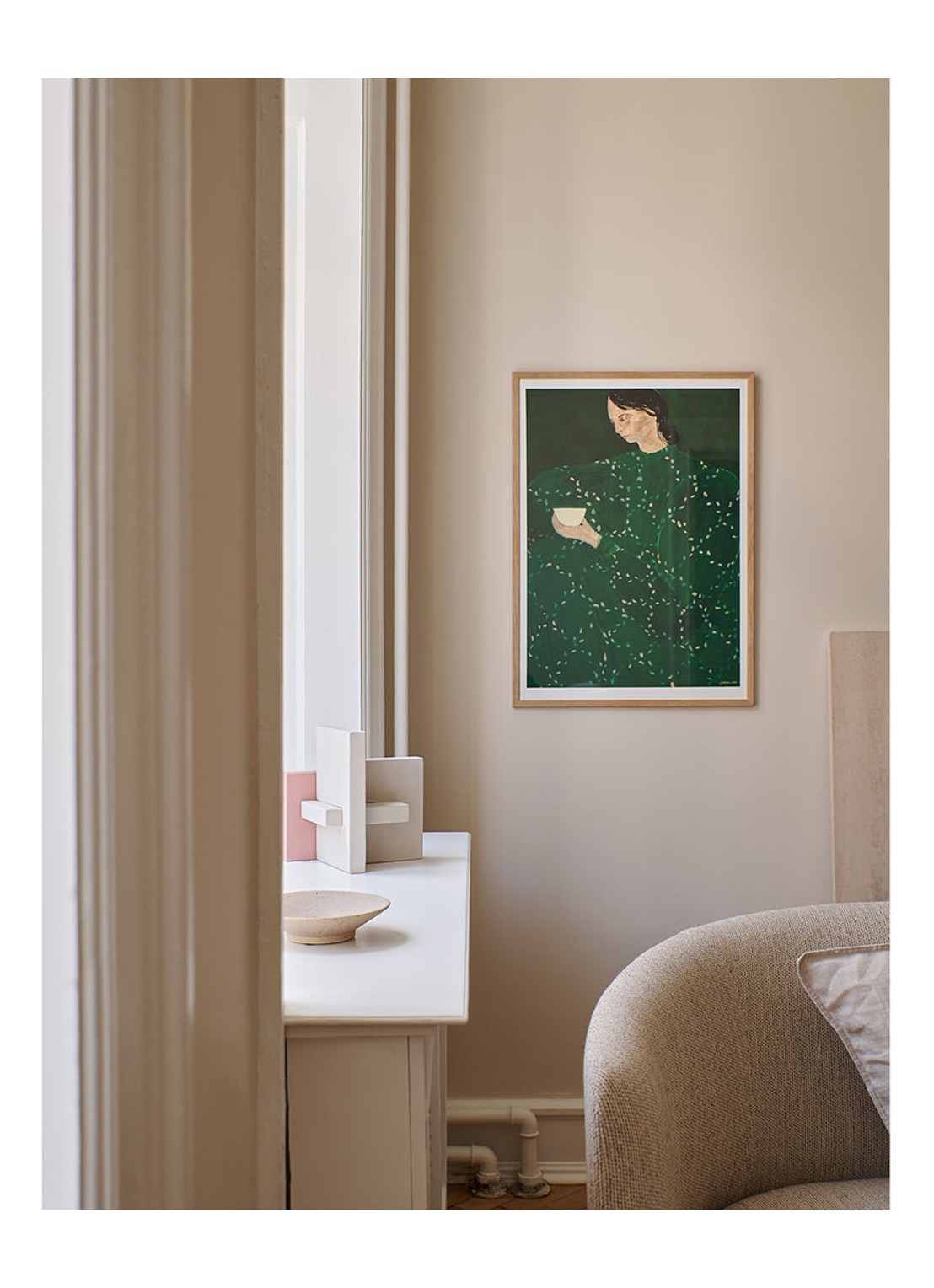 THE POSTER CLUB Coffee Alone At Place De Clichy, Sofia Lind print - voorkant 2 groen