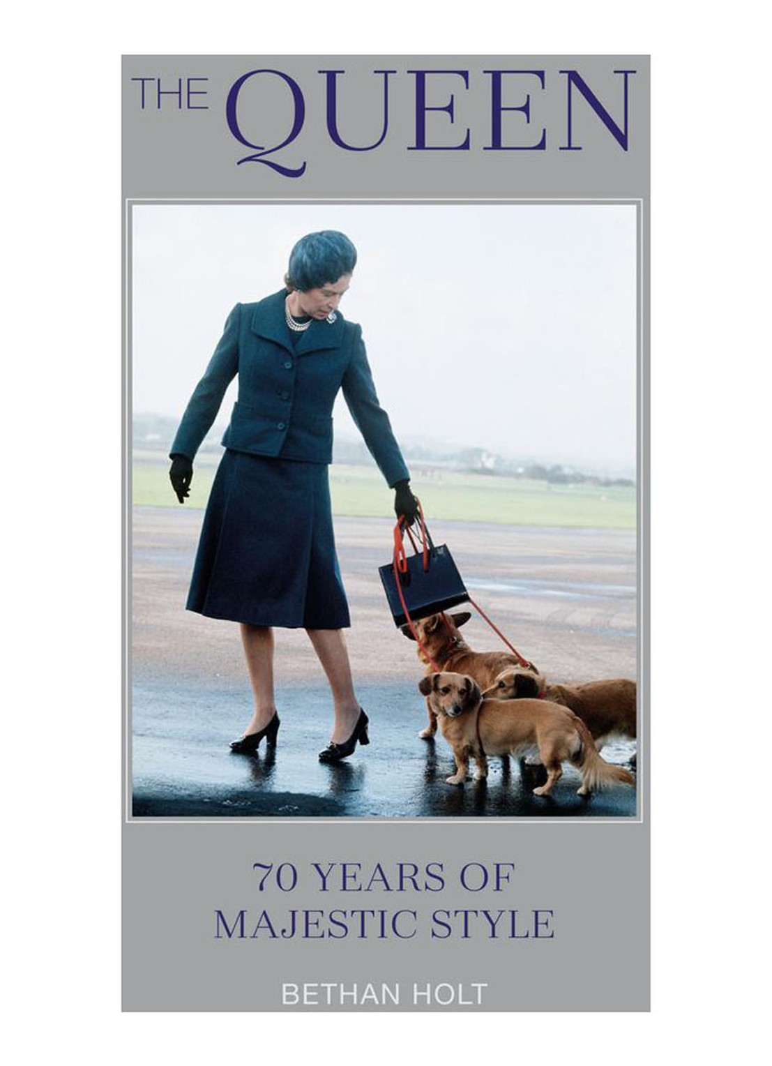 The Queen: 70 years of Majestic Style - voorkant undefined