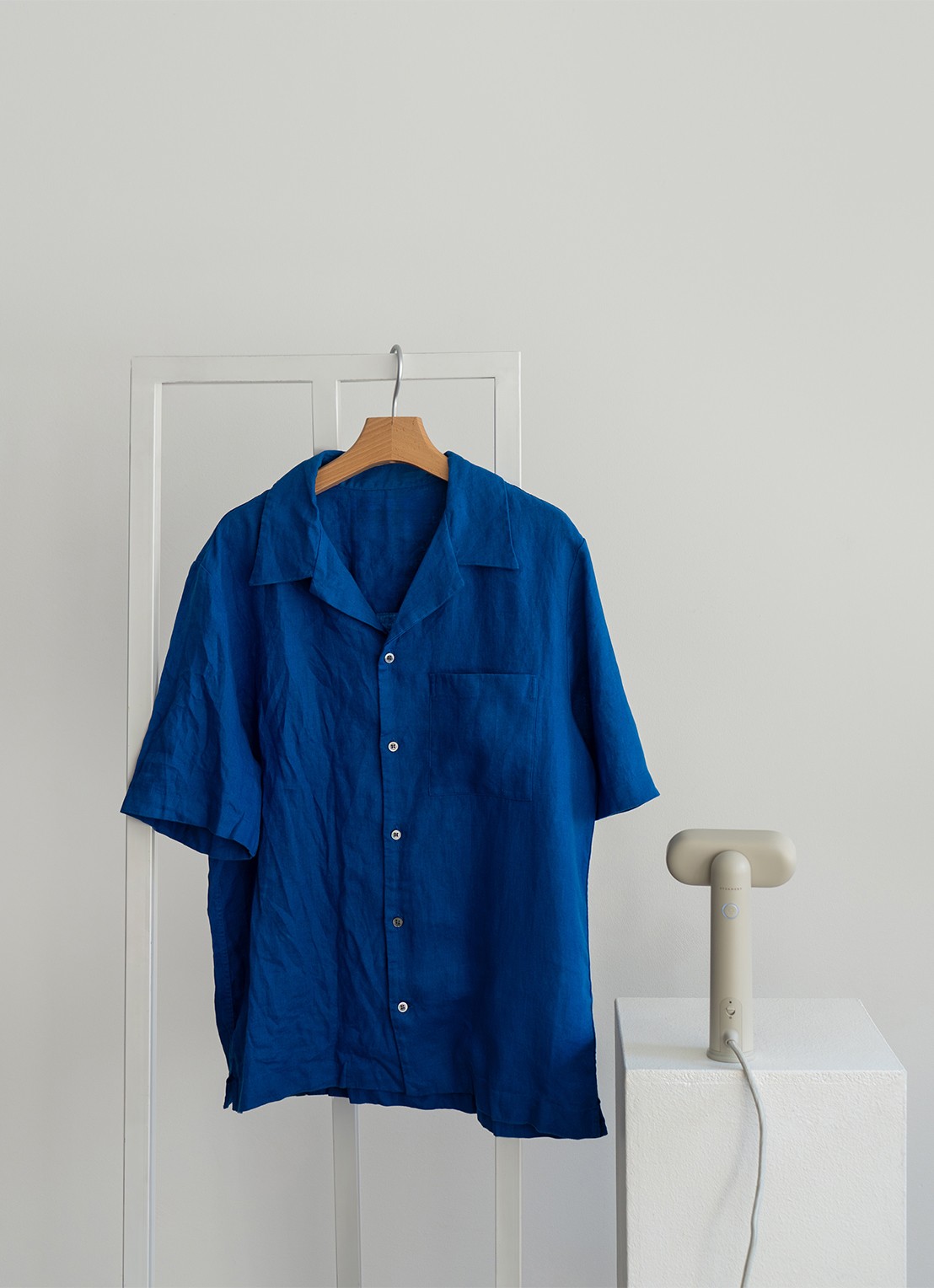 The Steamery Cirrus Lite Travel kledingstomer - detail 4 zand