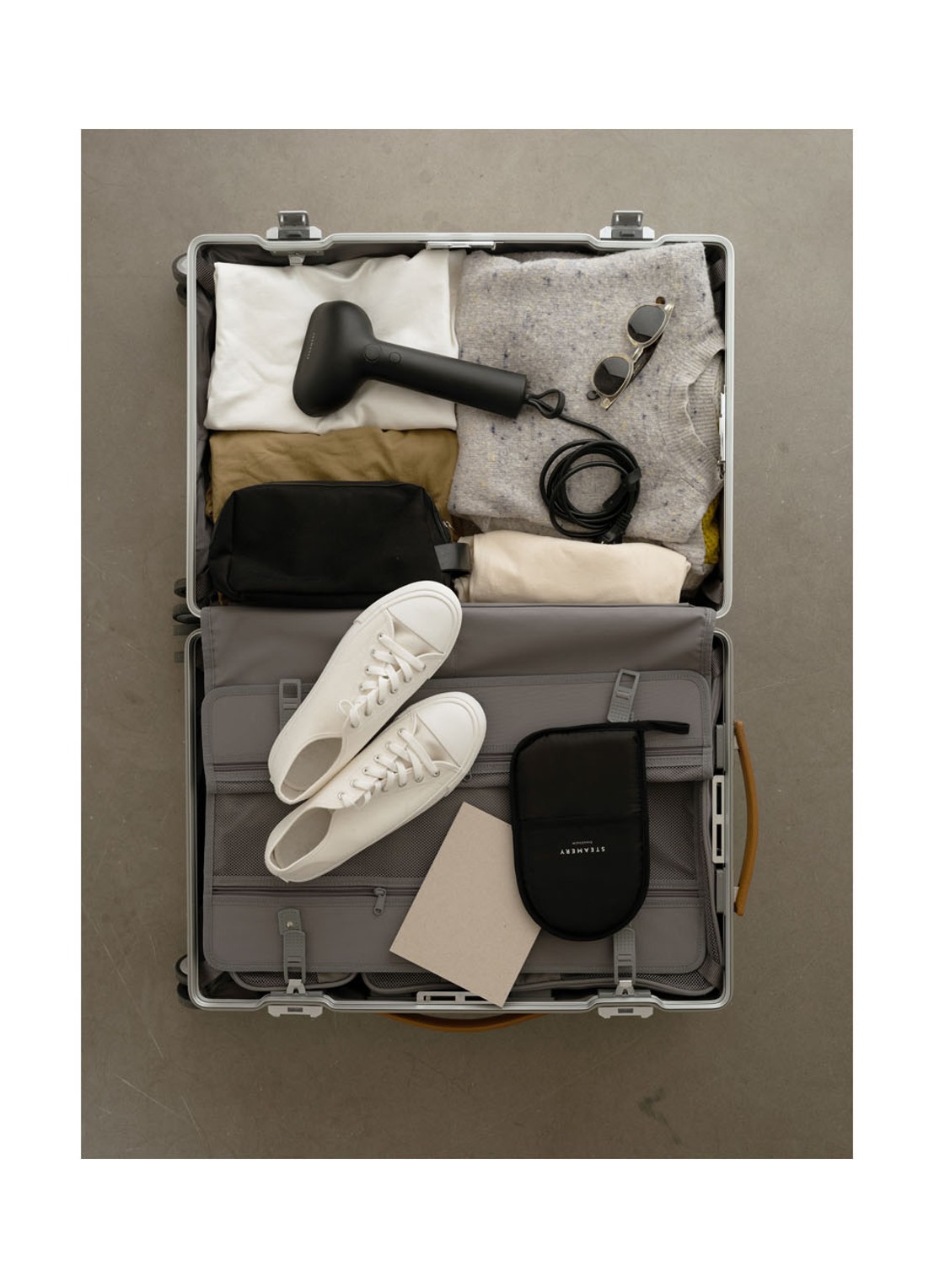 The Steamery Cirrus X kledingstomer - voorkant 7 zwart