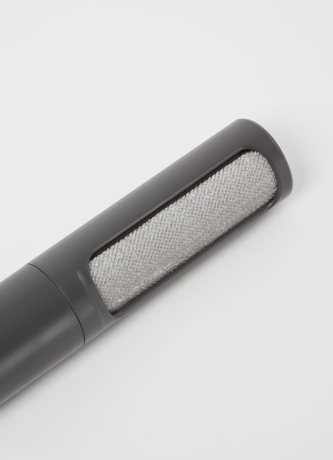 The Steamery Lint pluizenborstel 18,3 cm - voorkant 2 zwart