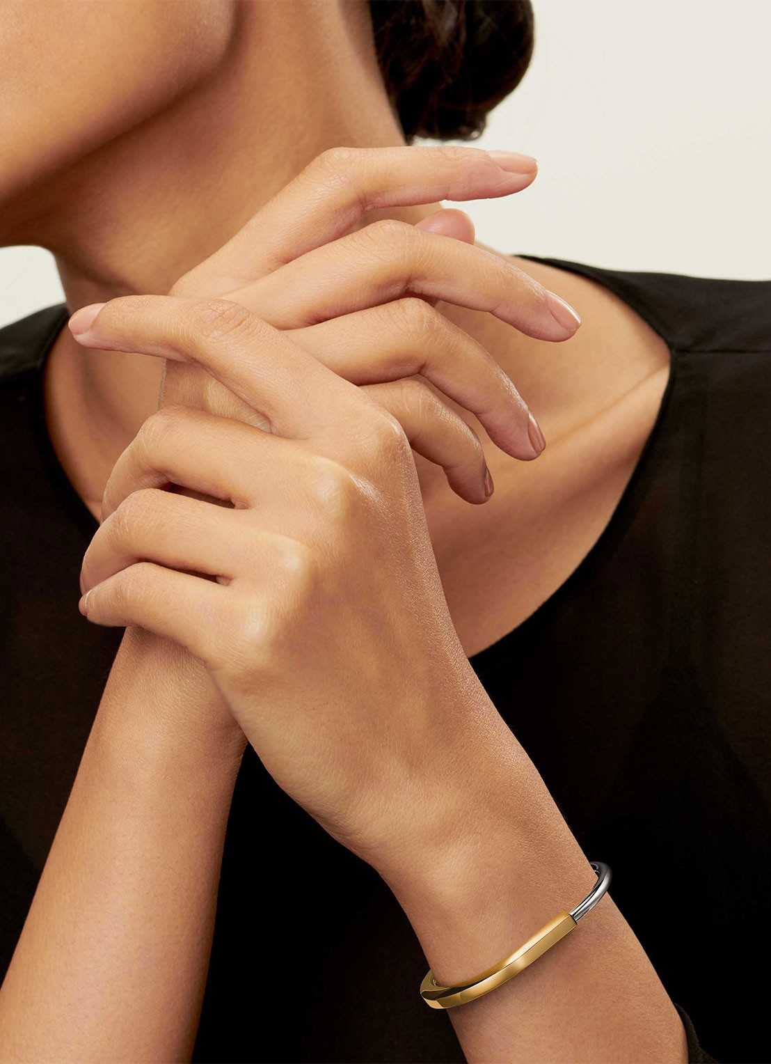 Tiffany & Co. Tiffany Lock bangle van 18 karaat geel- en witgoud 78989 - detail undefined