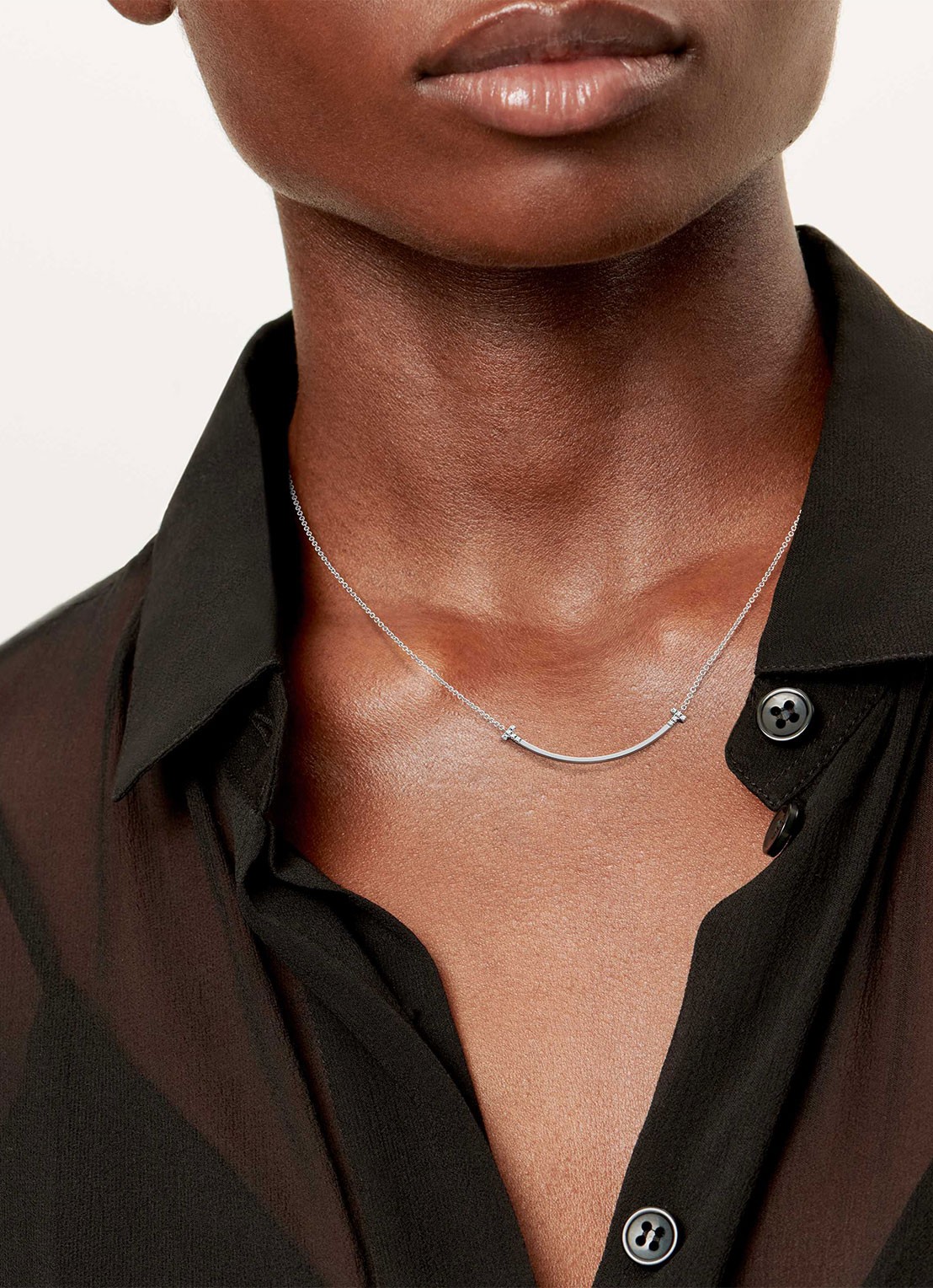 Tiffany & Co. Tiffany T Smile Small ketting van 18 karaat witgoud met diamant 84612 - detail undefined