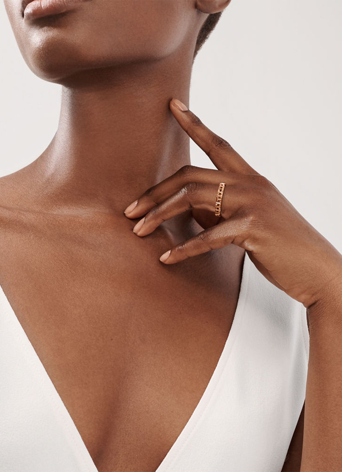 Tiffany & Co. Tiffany T True Narrow ring van 18 karaat roségoud 46717 - detail undefined