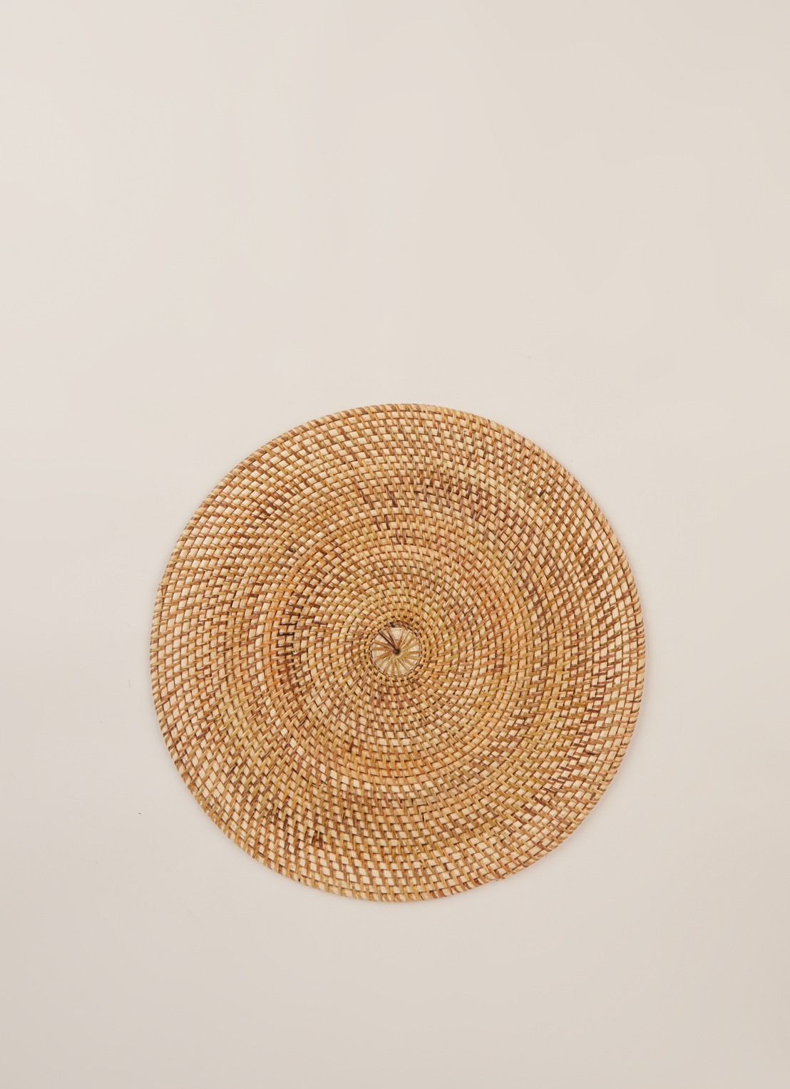 Tiseco Placemat van rotan 36 cm - voorkant 2 beige