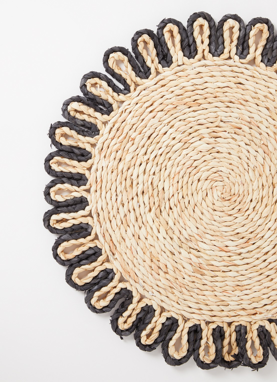 Tiseco Placemat van rotan 38 cm - voorkant 2 zwart