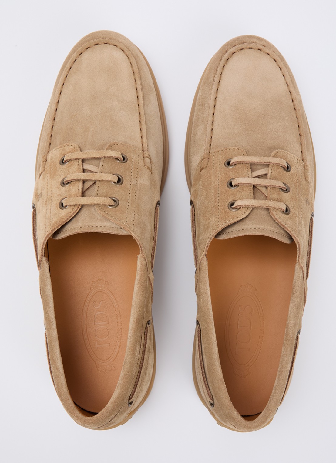 Tod's Barca Gomma bootschoen van suède - detail 4 donkerbeige