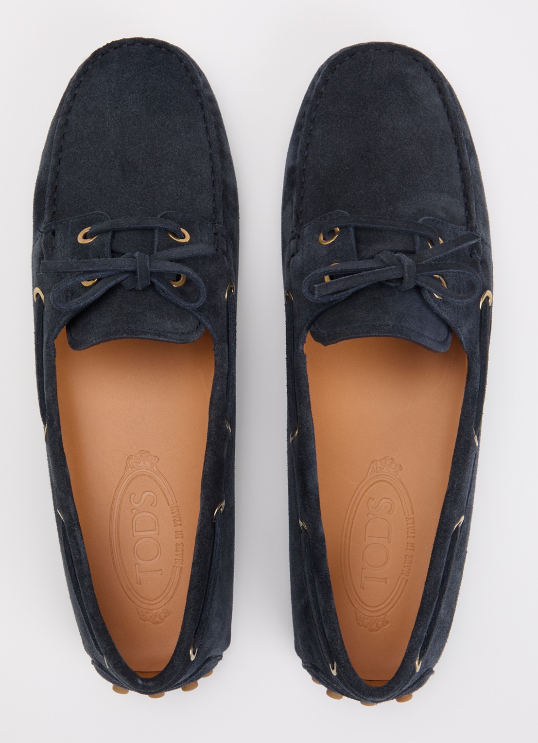 Tod's Boat Gommino mocassin van kalfssuède - detail 2 donkerblauw