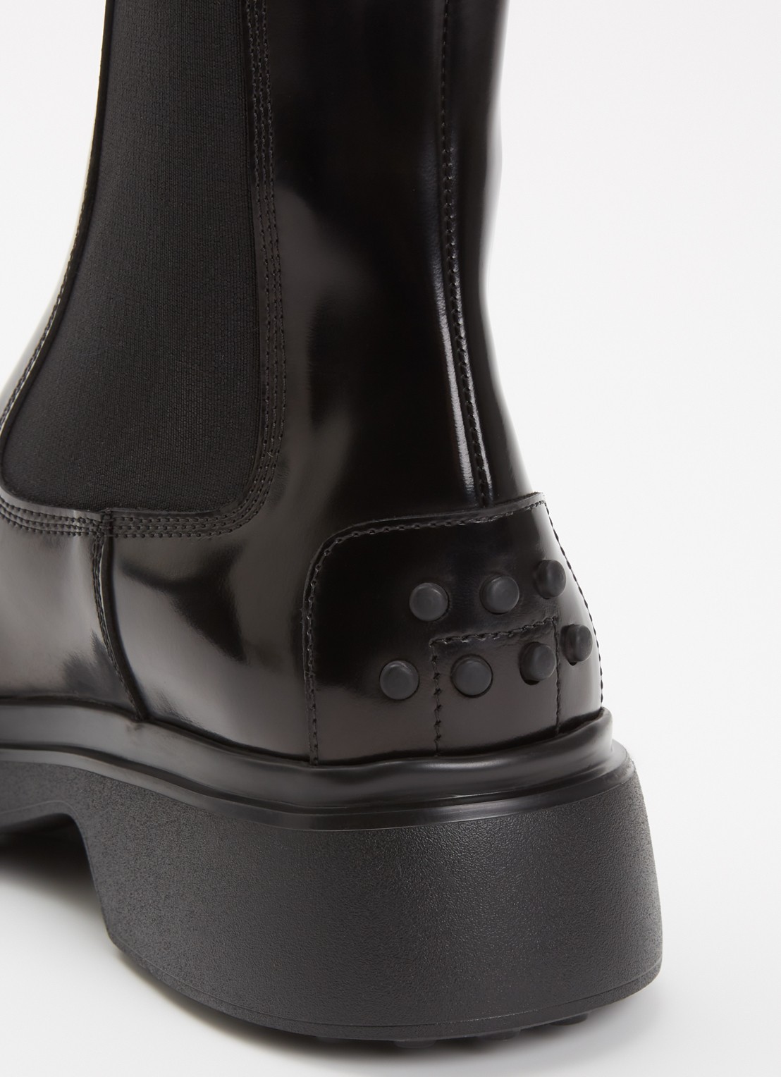 Tod's Chelsea boot van kalfsleer - detail 4 zwart