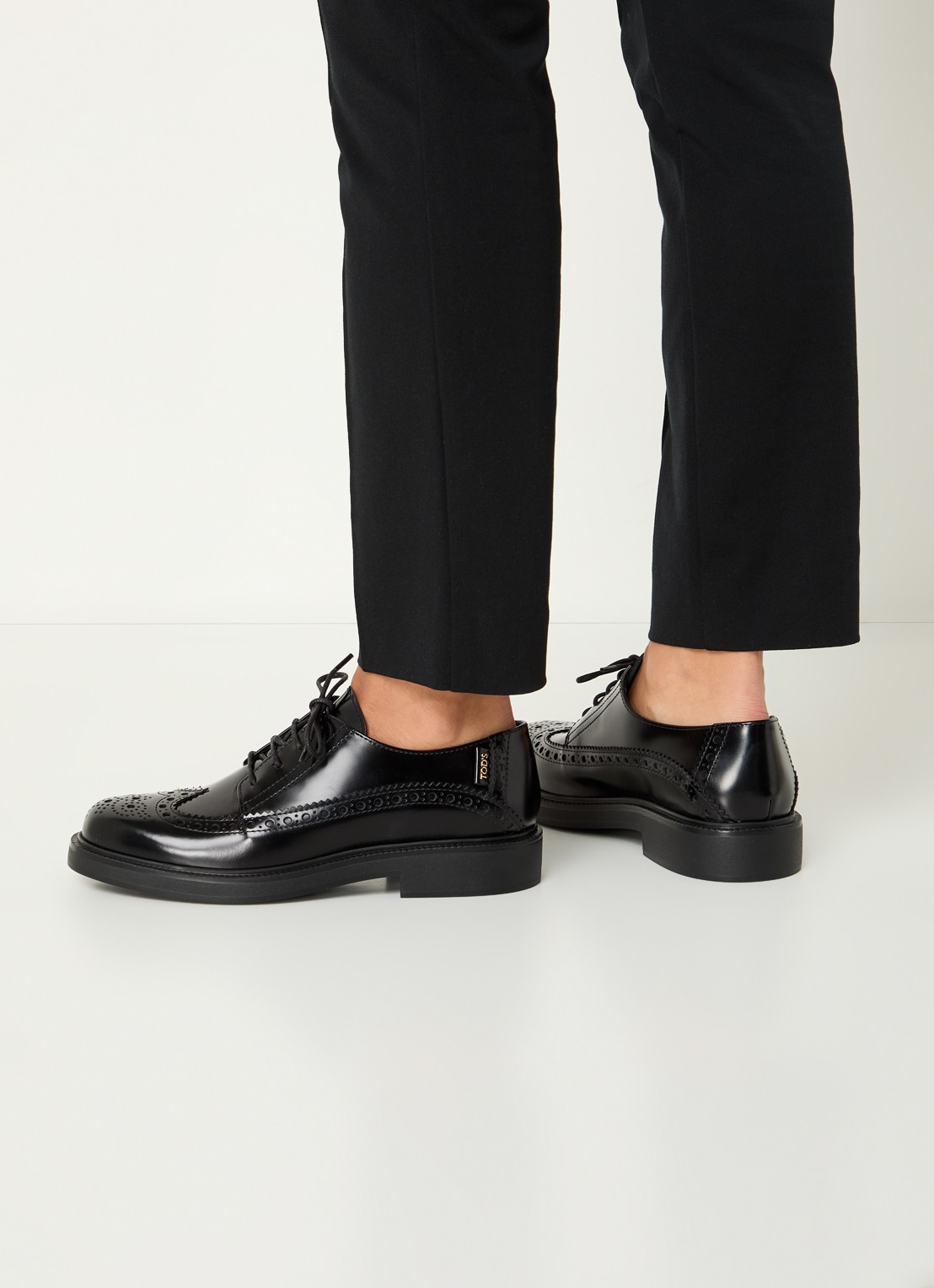 Tod's Gomma 20L brogue van leer - voorkant 3 zwart