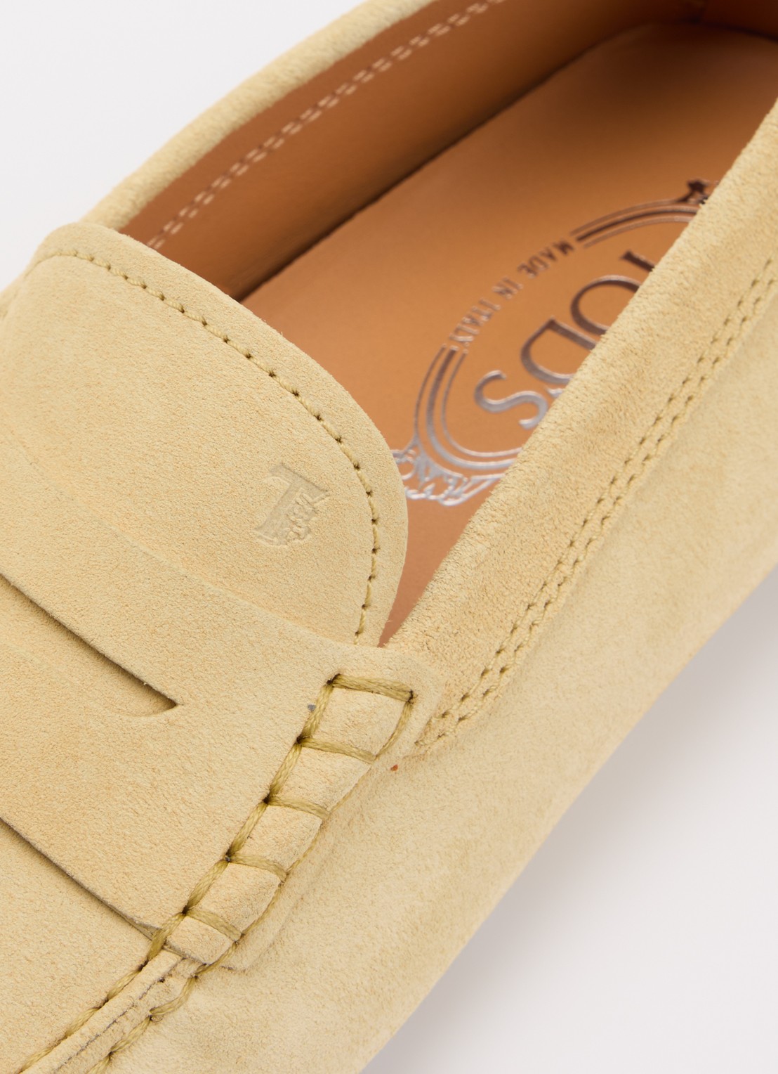 Tod's Gommino Macro mocassin van suède - detail 6 beige