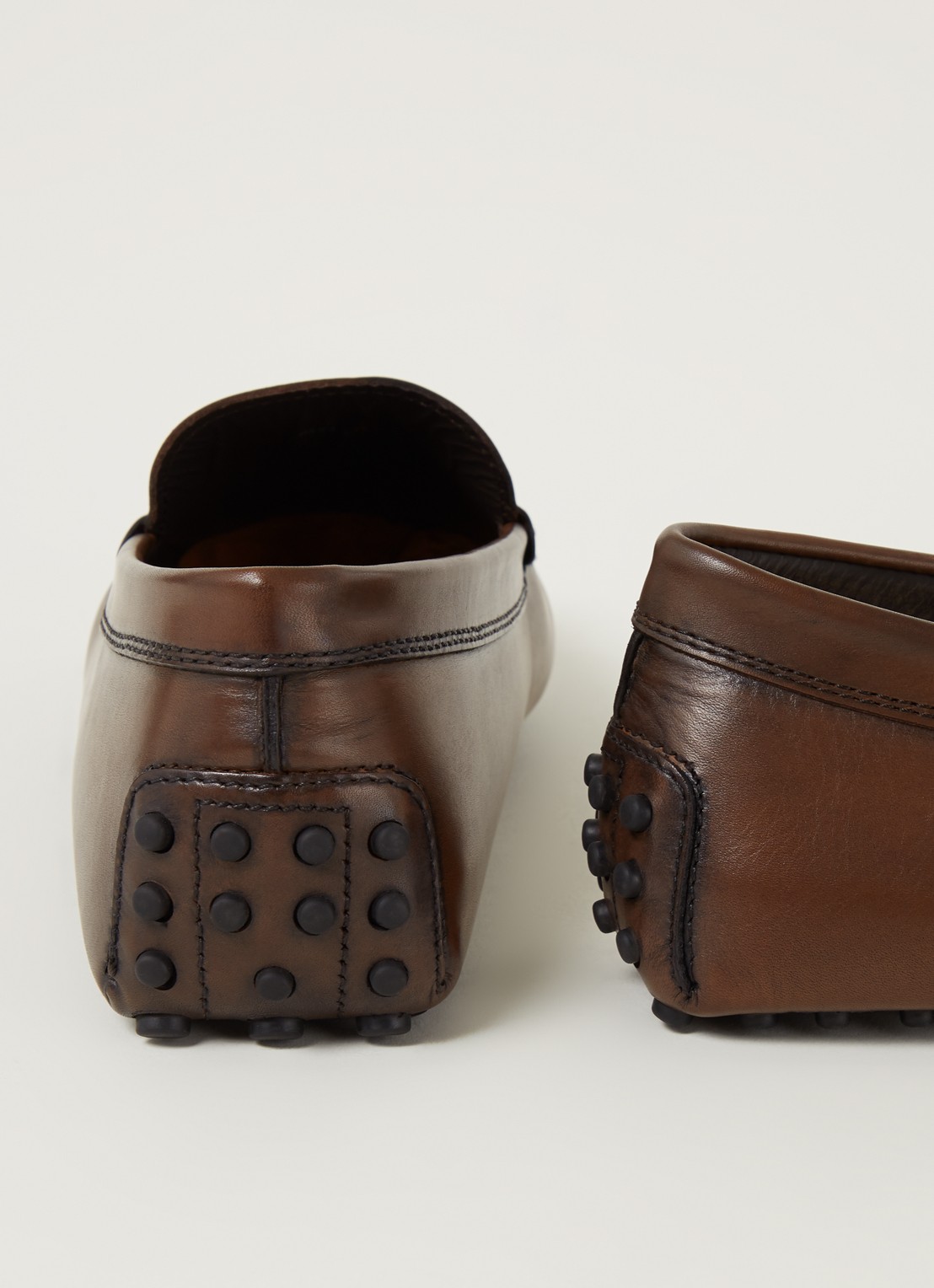 Tod's Gommino mocassin van leer  - detail 2 donkerbruin