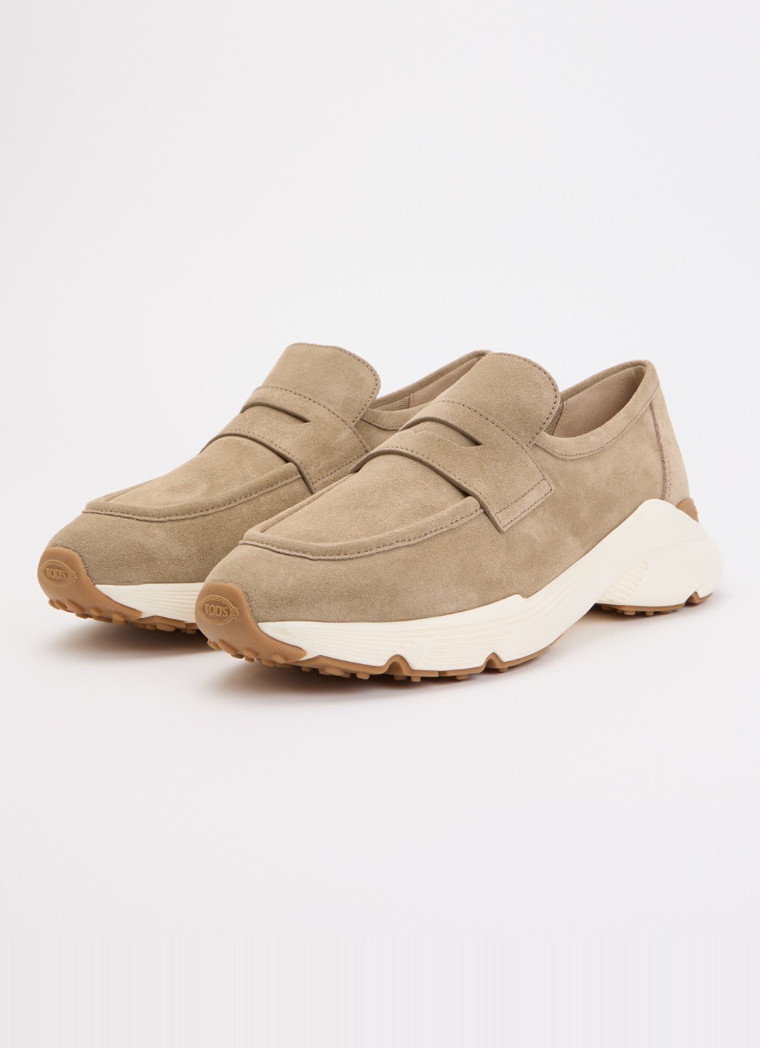 Tod's Mocassino Bordo slip-on van kalfssuède - detail zand