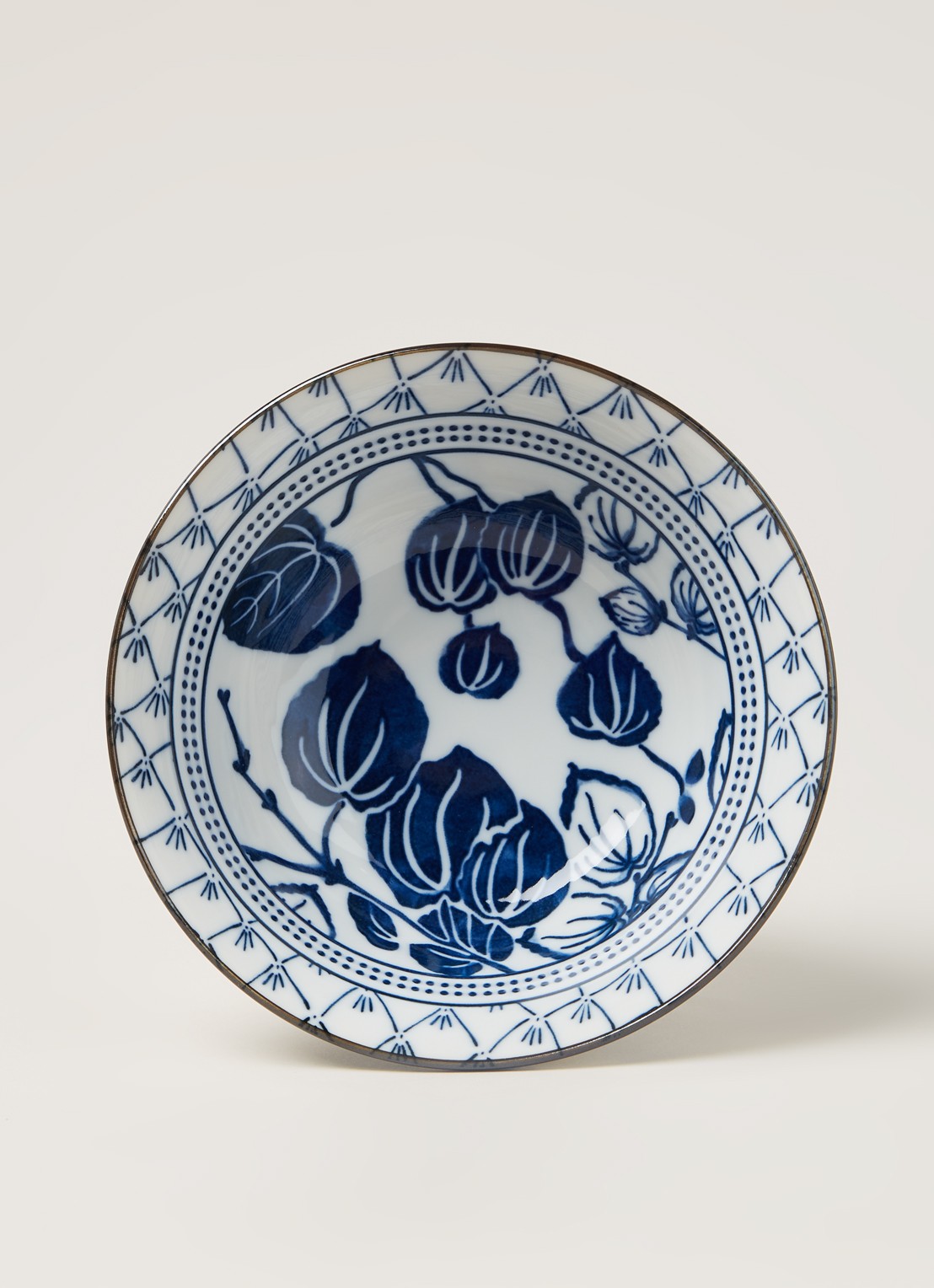 Tokyo Design Studio Flora Japonica Ivy kom 15 cm - detail 3 wit