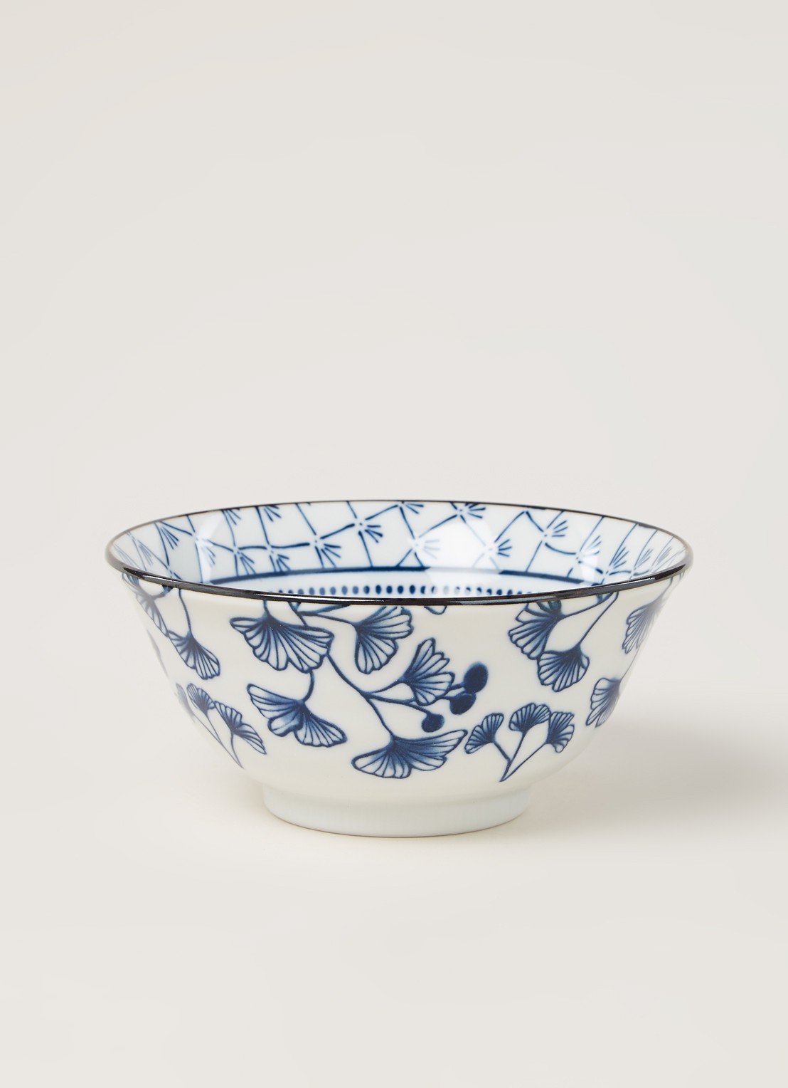 Tokyo Design Studio Flora Japonica Ivy kom 15 cm - voorkant 2 wit