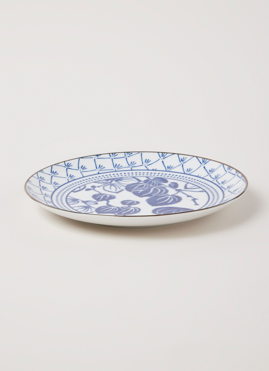 Tokyo Design Studio Flora Japonica Ivy ontbijtbord 20 cm - voorkant 3 wit