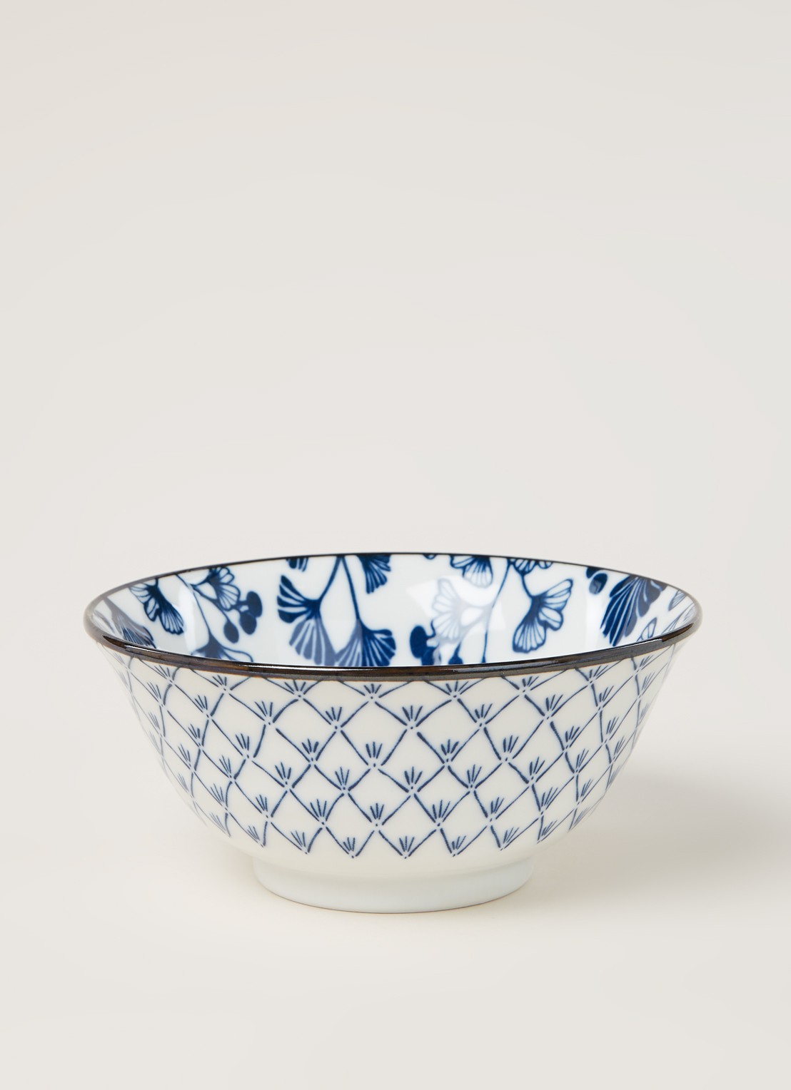 Tokyo Design Studio Flora Japonica Maple kom 15 cm - voorkant 3 wit