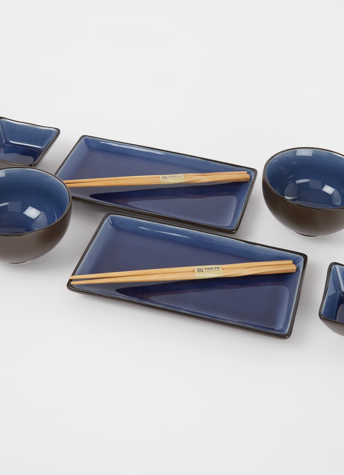 Tokyo Design Studio Glassy sushi serviesset van 8 - detail donkerblauw