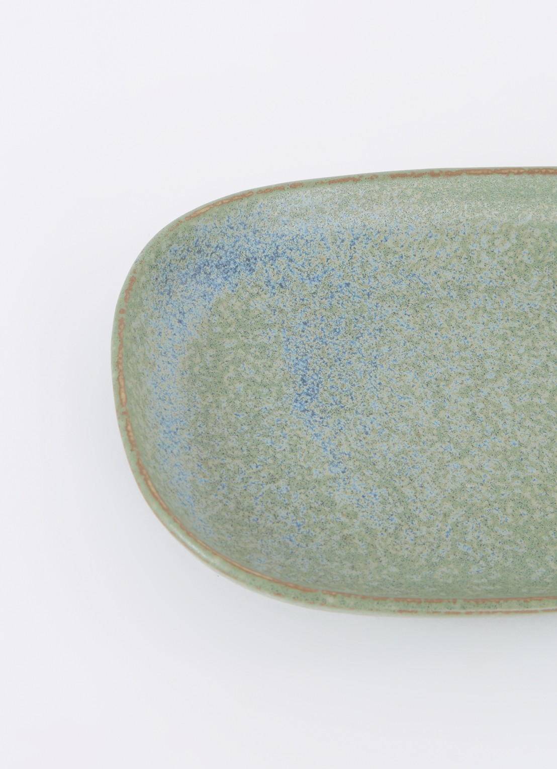 Tokyo Design Studio Vert Sauge serveerschaal 19 x 13 cm - detail groen