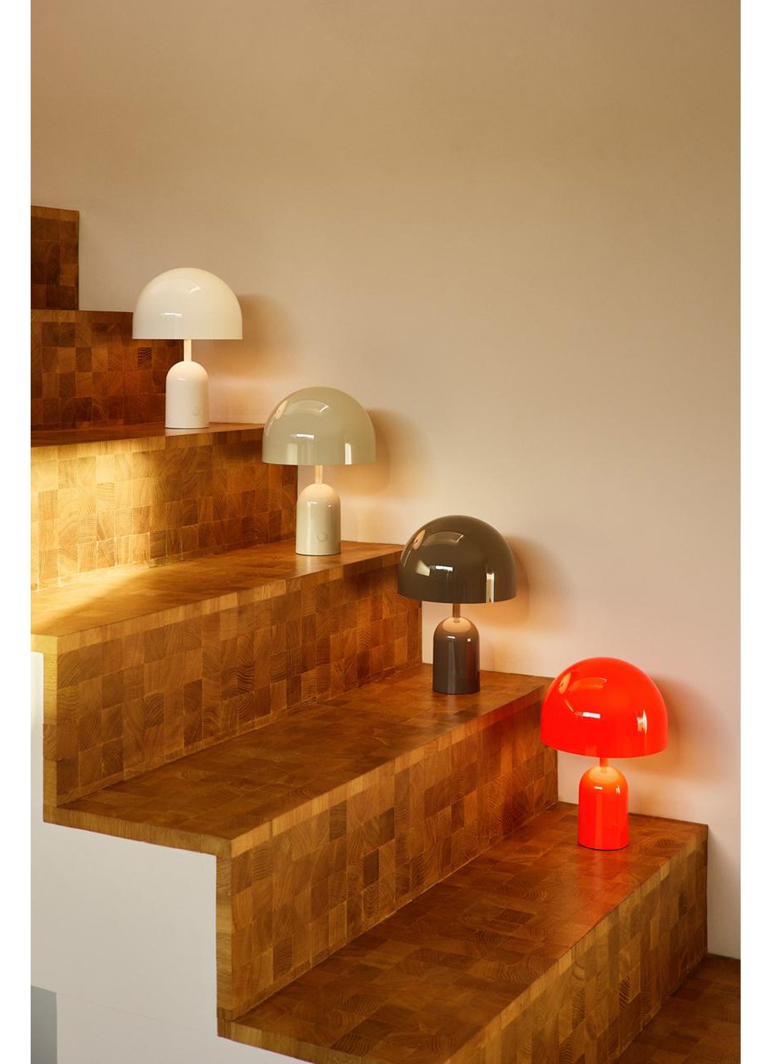 Tom Dixon Bell oplaadbare tafellamp LED 28 cm - detail goud
