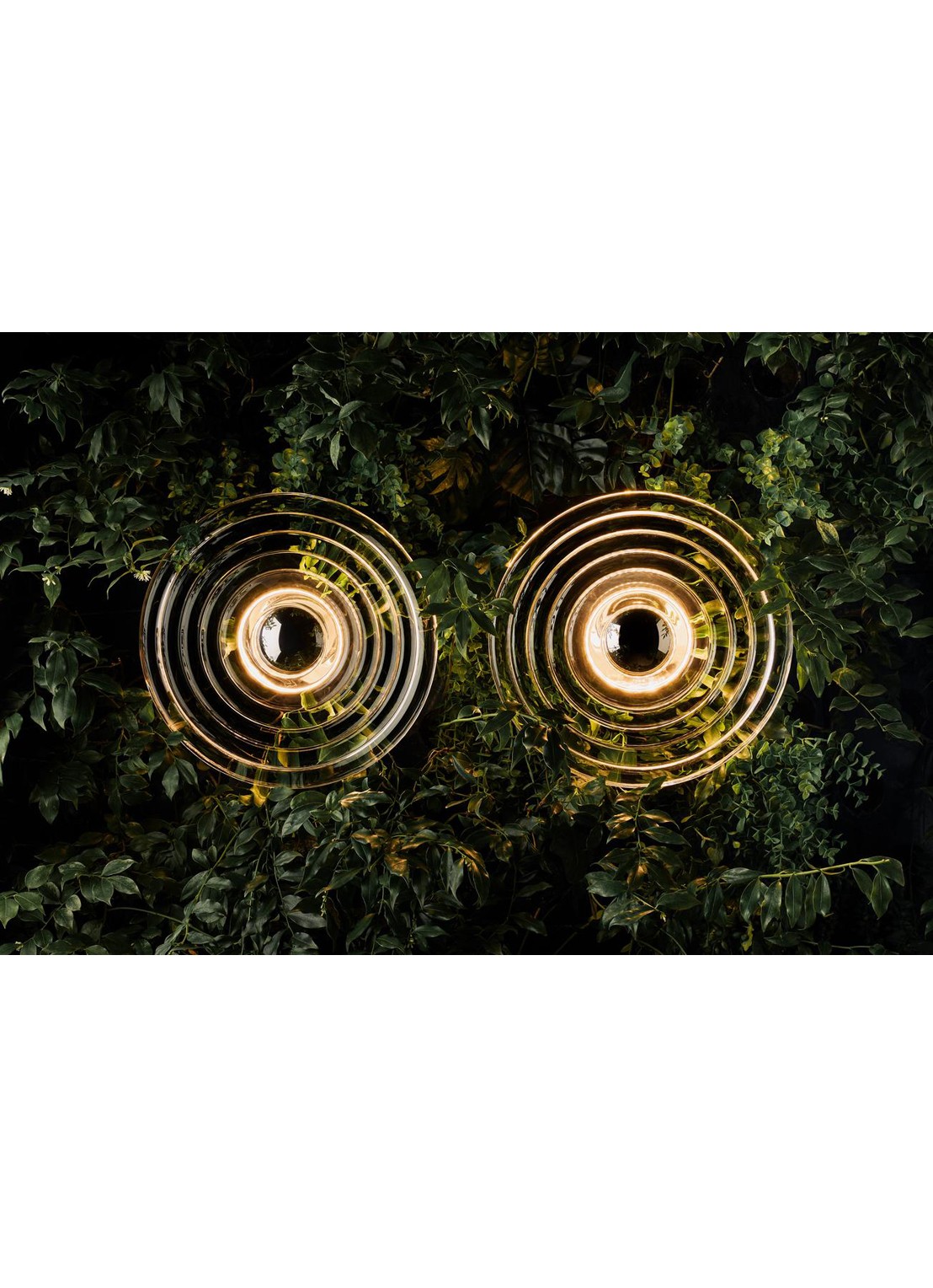Tom Dixon Press wandlamp LED large Ø35 cm - detail 4 transparant