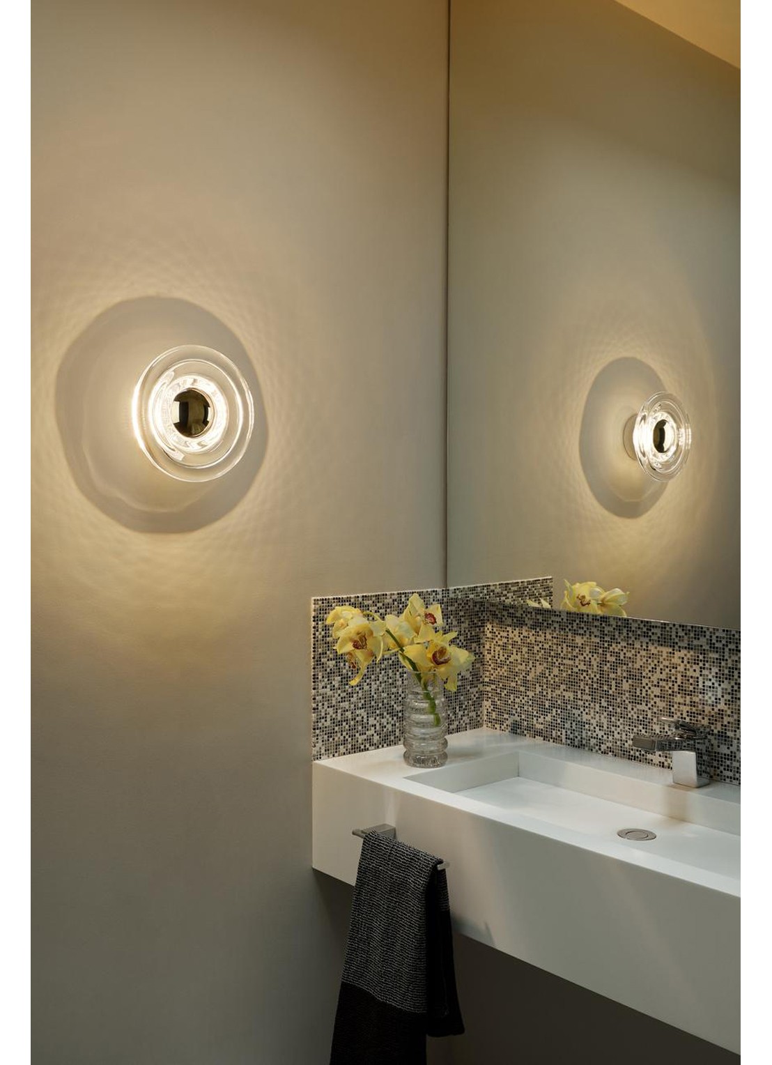 Tom Dixon Press wandlamp LED mini Ø21.5 cm - achterkant 3 transparant