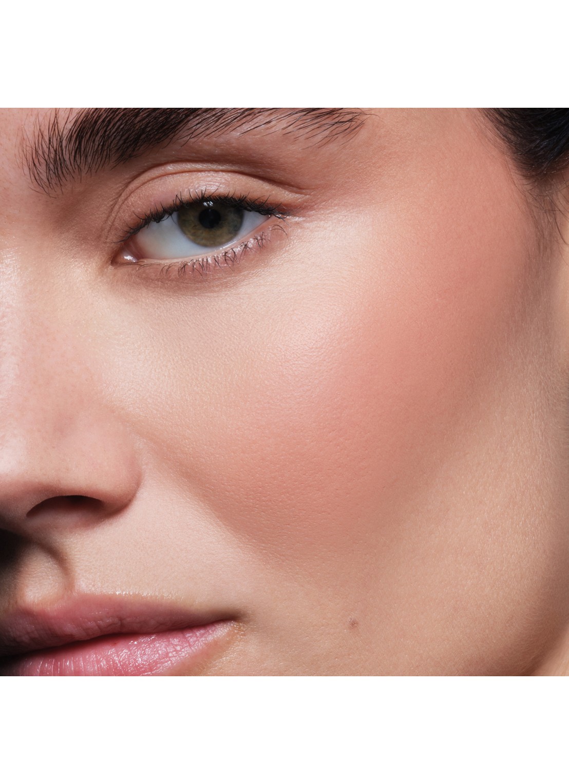 Tom Ford Architecture Soft Matte Blush - blush - detail 4 01 - tawny veil