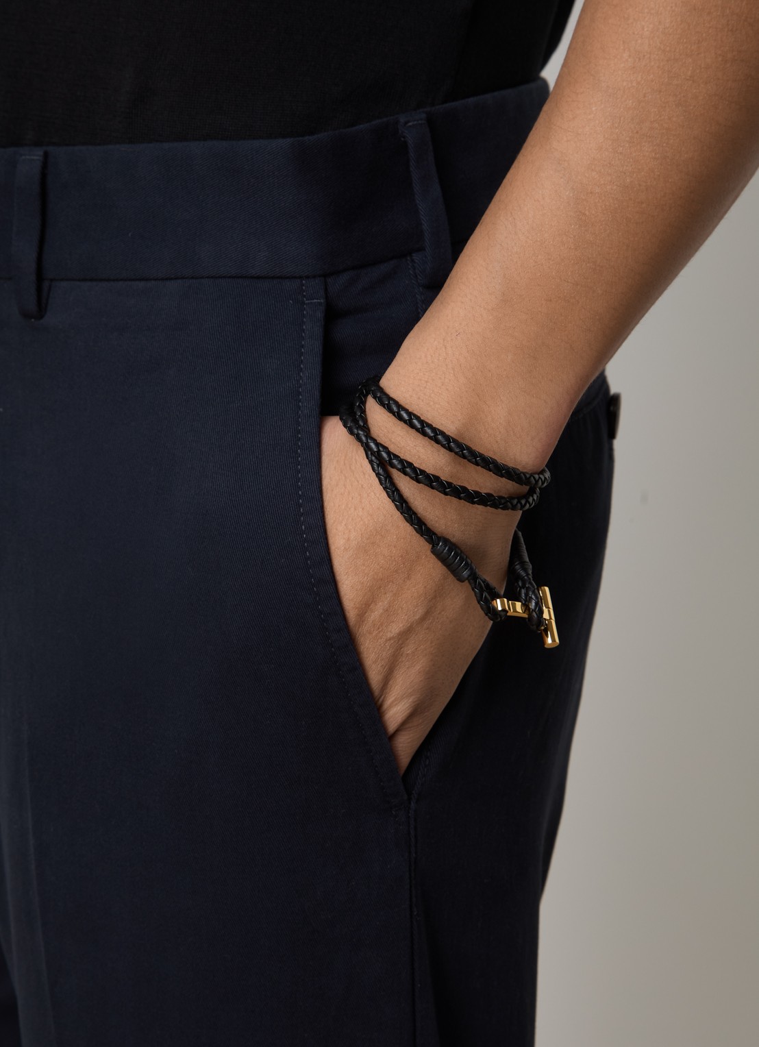 TOM FORD Armband van gevlochten leer - voorkant 2 zwart