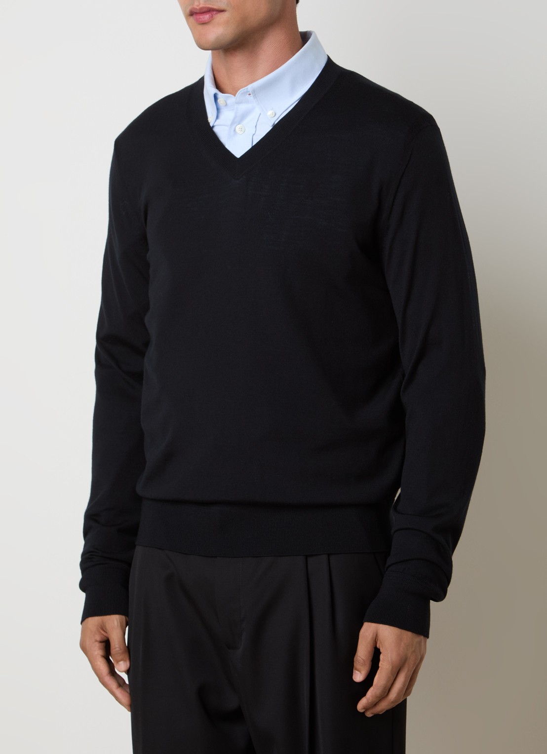 TOM FORD Fijngebreide pullover van wol met V-hals  - detail 4 zwart