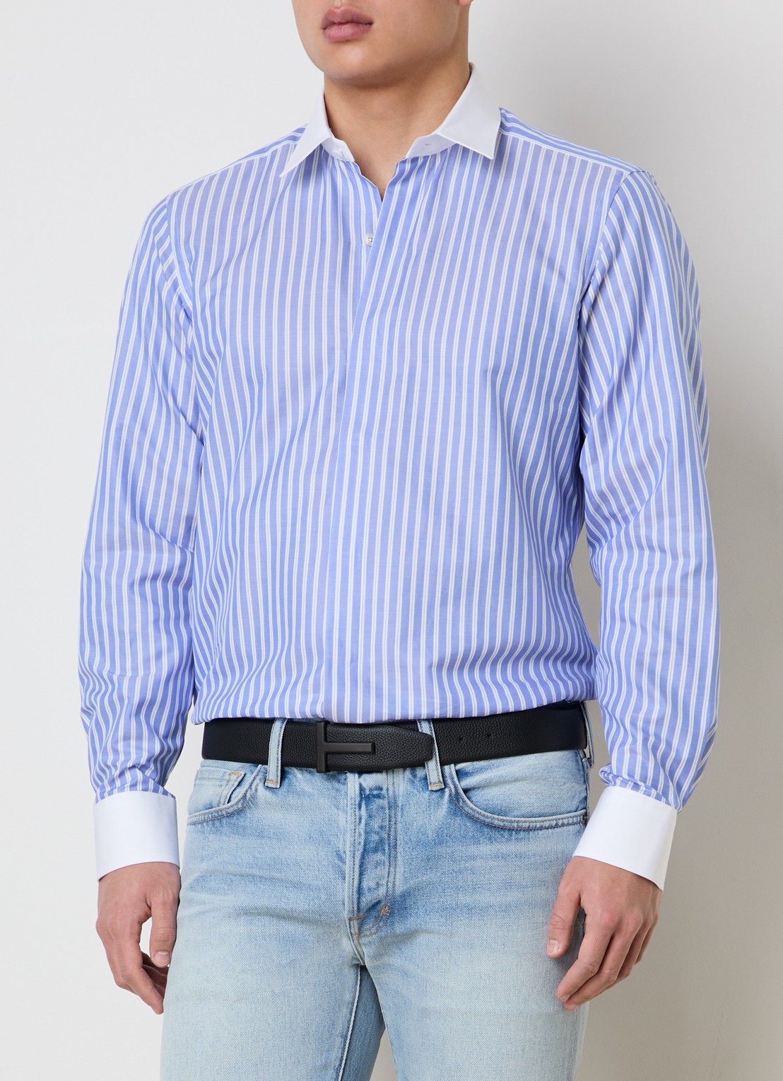 Tom Ford Regular fit overhemd met streepprint - detail 5 lichtblauw
