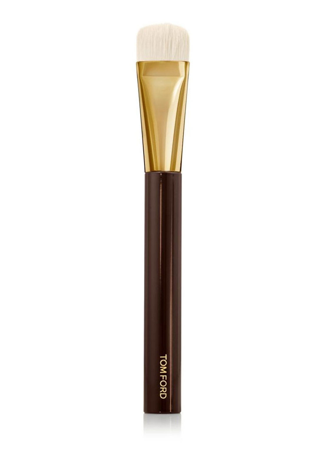 Tom Ford Shade and Illuminate Brush 04 - contour kwast - voorkant donkerbruin