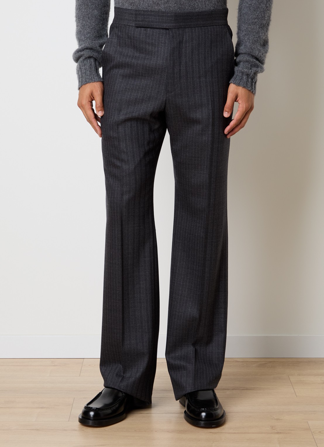 TOM FORD Straight fit pantalon van wol met streepprint en steekzakken - detail 2 donkergrijs