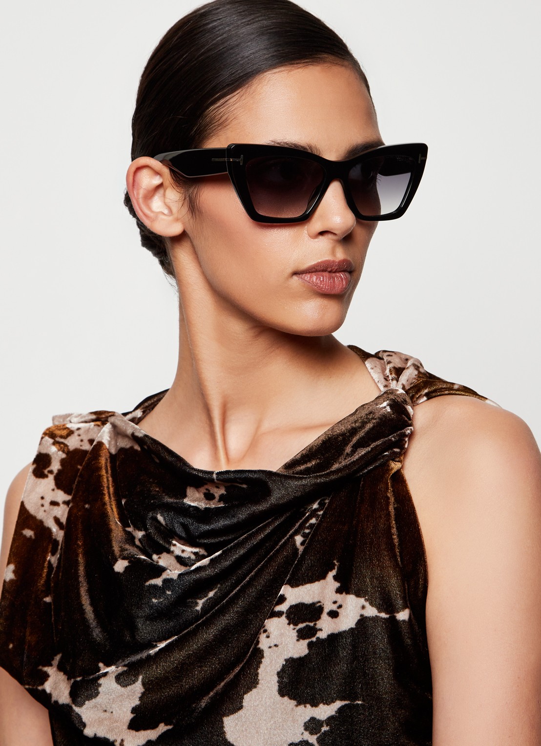 Tom Ford TOM FORD *FT0871 56 BLK SHN GR - voorkant 3 zwart